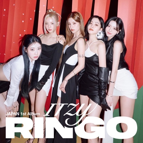Sleeve: ITZY, RINGO